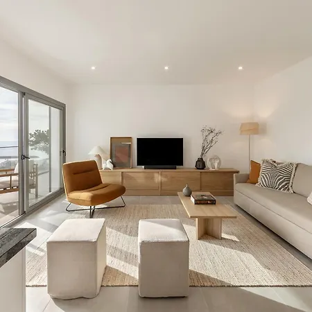 Casa Lukstian דירה *