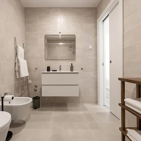 Casa Lukstian * נאזרה