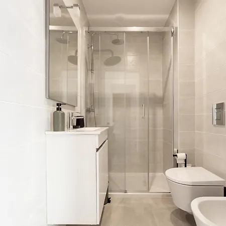 Casa Lukstian * נאזרה