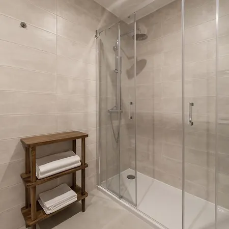 Casa Lukstian Apartment